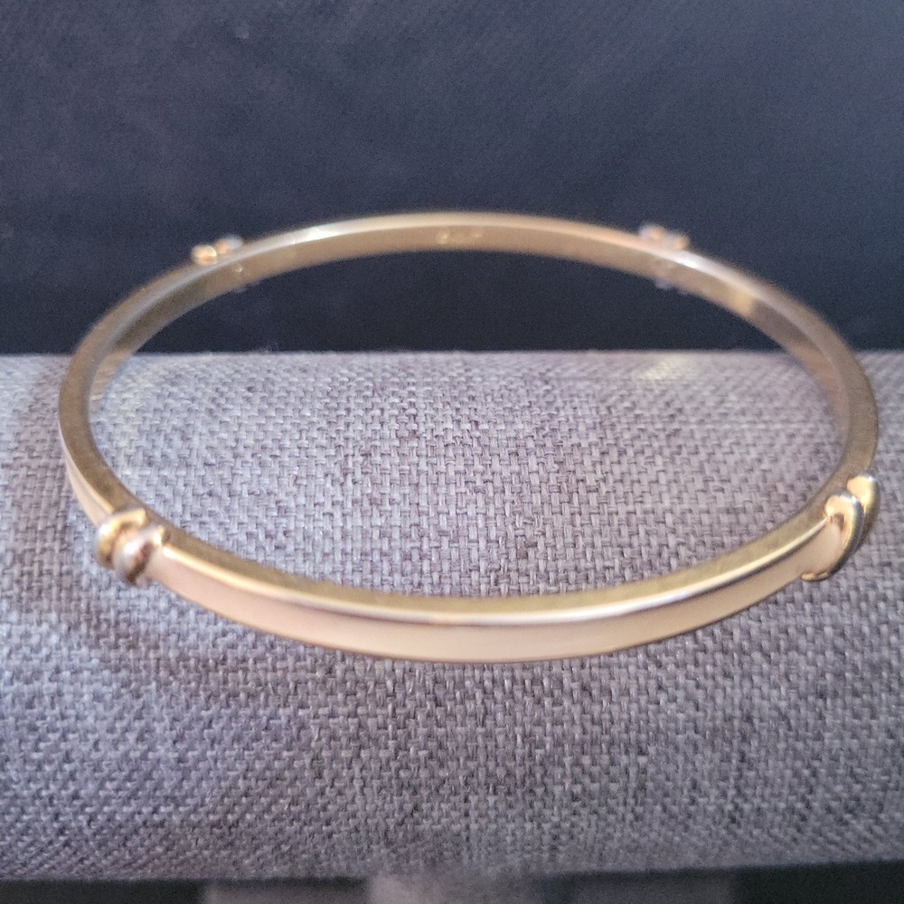 Monet Vintage Gold Tone Cream Enamel Bangle Bracelet Size 7.5 Minimalist 90s
